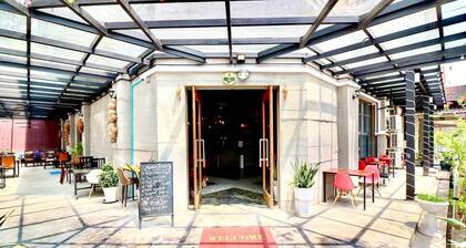 Chak Tomouk Mongkul Hotel