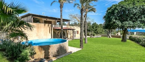 Family Apartment, Multiple Bedrooms (Riva Blu Great Villa Pool And Sea) | Exterior