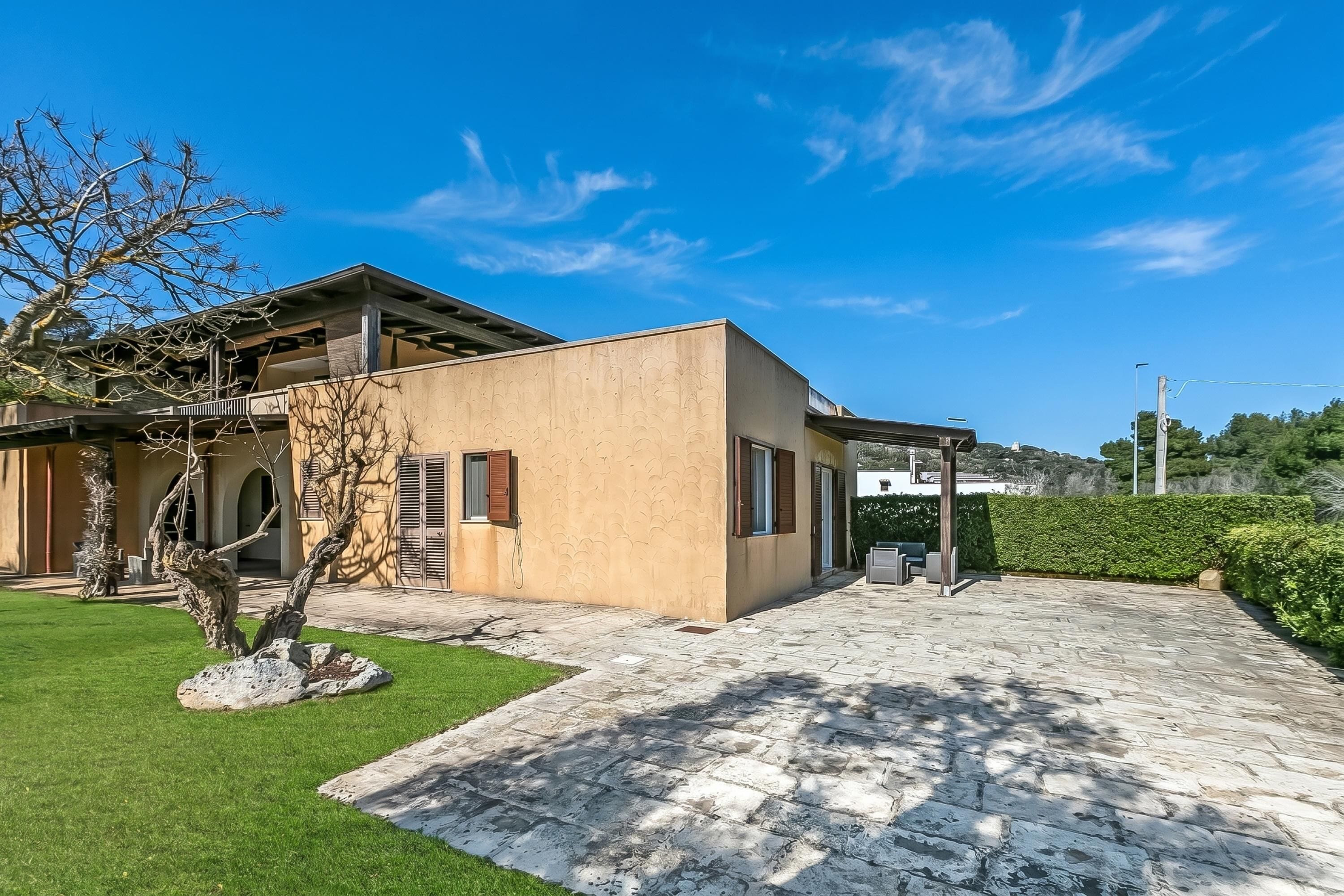 Family Apartment, Multiple Bedrooms (Riva Blu Great Villa Pool And Sea) | Exterior