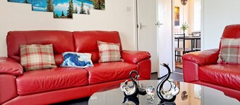 舒適2臥之家 歡迎攜帶寵物 免費停車和Wifi