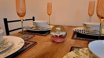 House, 2 Bedrooms, Garden View | Dining room