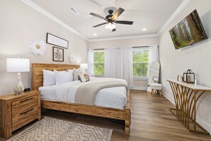 3 slaapkamers, een strijkplank/strijkijzer, wifi, beddengoed