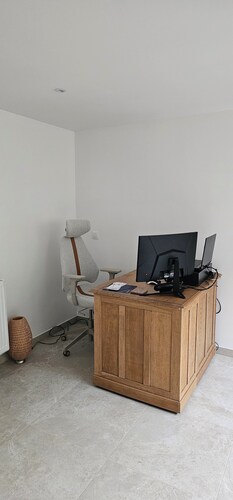 Like at Home: Apartment near the forest with office and terrace
