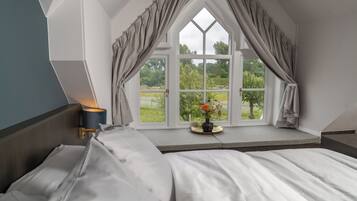 Habitació doble | Roba de llit d'alta qualitat i matalassos d'escuma viscoelàstica