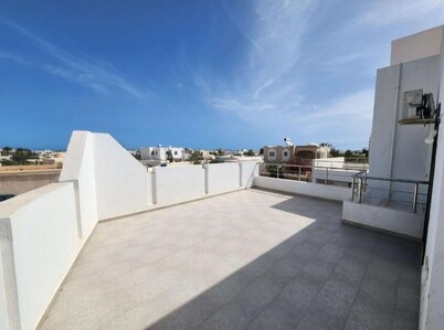 Furnished apartment near corniche Houmt Souk