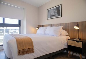 2 chambres, bureau, fer et planche à repasser, Wi-Fi