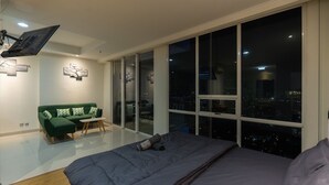 Studio Superior, 1 Tempat Tidur Queen, dapur, pemandangan kota | Pemandangan dari kamar