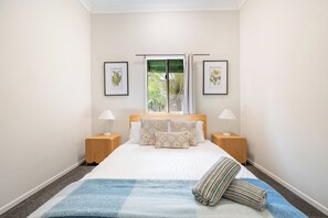 3 chambres, fer et planche à repasser, Wi-Fi gratuit