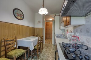 Standard Apartment, 2 Bedrooms (Apartment Masa Koper) | Dining room - Apartment Masa Koper (Koper)