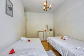 标准公寓, 2 间卧室 (Apartment Masa Koper) | 2 多间卧室、免费 WiFi、床单