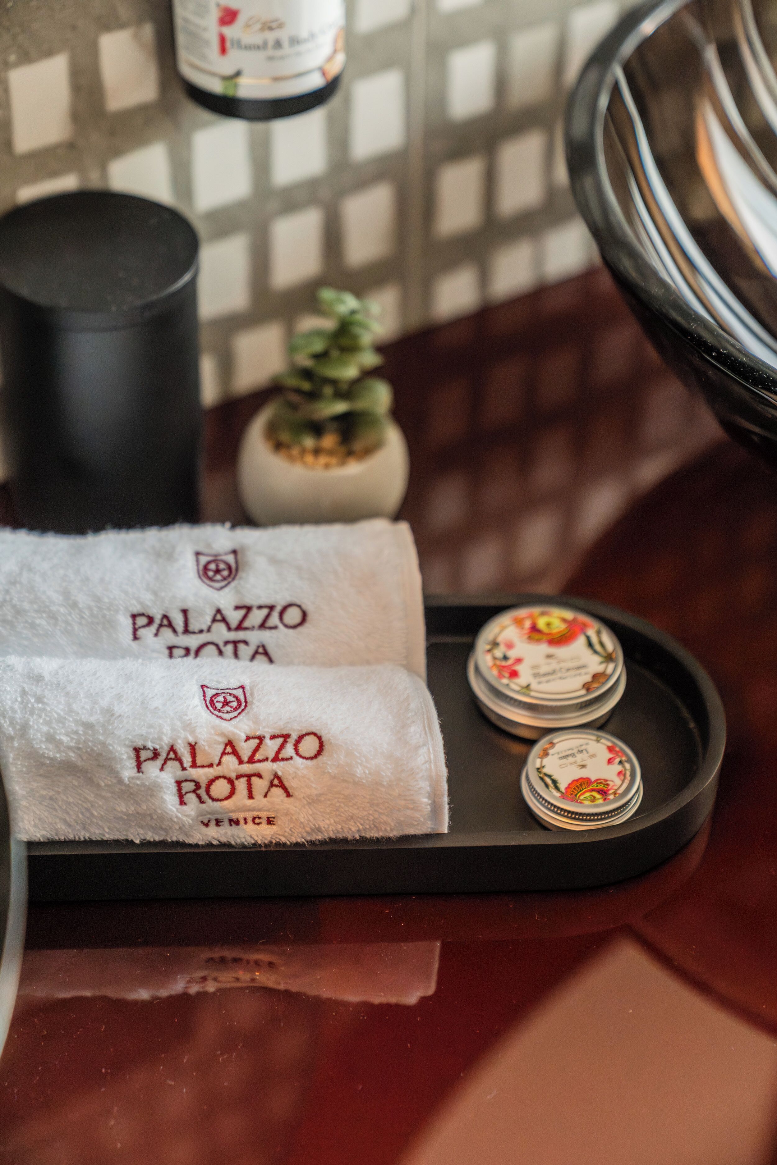 Photo - Palazzo Rota Luxury Apartments