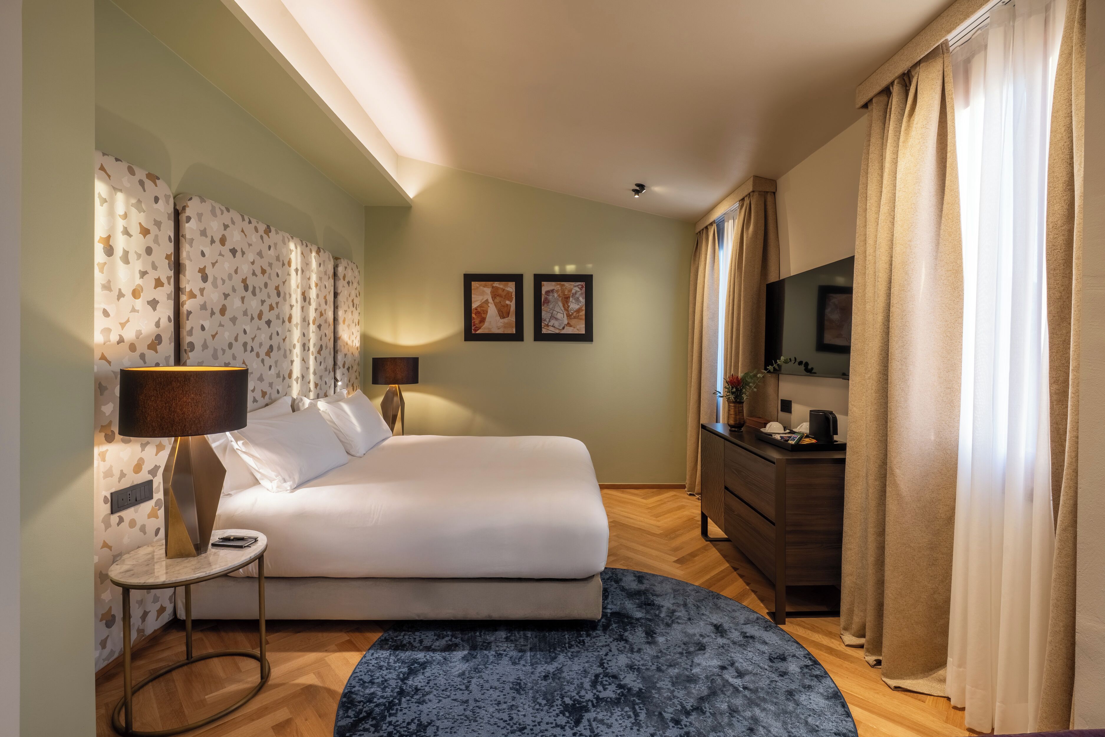 Photo - Palazzo Rota Luxury Apartments