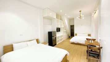 Triple Room, Lanai, City View | Desk, free WiFi
