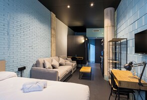 Superior Apartment | Desk, laptop workspace, blackout drapes, soundproofing