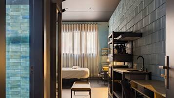 Estudio superior | 1 dormitorio, escritorio, espacio para trabajar con un portátil