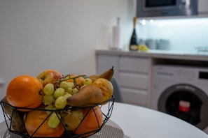 Alimentos y bebidas