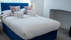 1 chambre, bureau, fer et planche à repasser, Wi-Fi