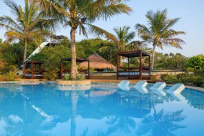 Cabaña, patio, vistas al jardín | 1 dormitorio, caja fuerte, ropa de cama