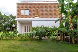 Front of property - Arjuna Villa by Betterplace (Canggu)