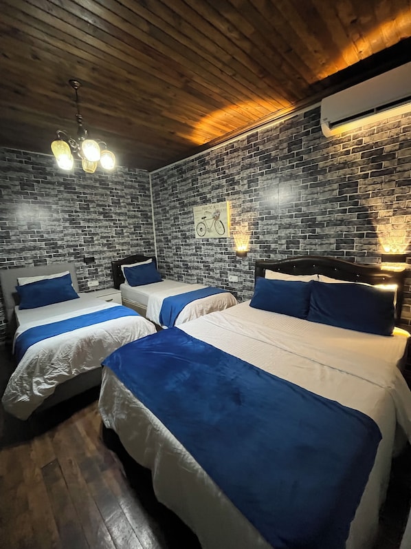Family Double or Twin Room, Garden View