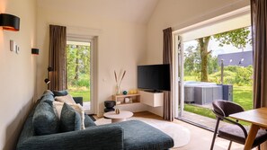 บ้านพัก (Vuursteen Wellness) | ห้องนั่งเล่น | ทีวี