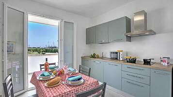 Appartamento familiare, camere multiple (Boutique Apartament Pool&Padel) | Ristoranti