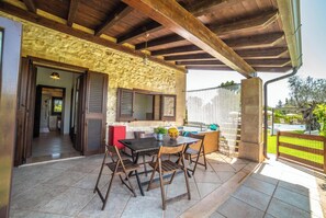 Γεύματα σε εξωτερικό χώρο