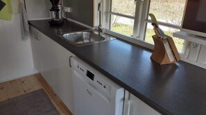 洗碗机、茶具/咖啡用具、电热水壶