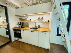 Kühlschrank, Ofen, Herdplatte, Geschirrspüler