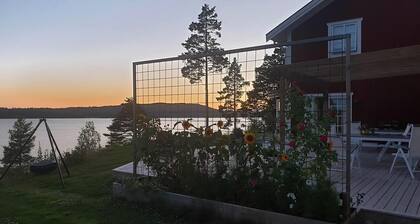4 Schlafzimmer Unterkunft in Leksand