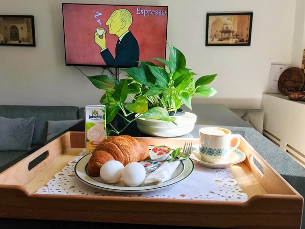 Sudah termasuk sarapan ala kontinental setiap hari