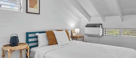 6 bedrooms, iron/ironing board, travel crib, free WiFi