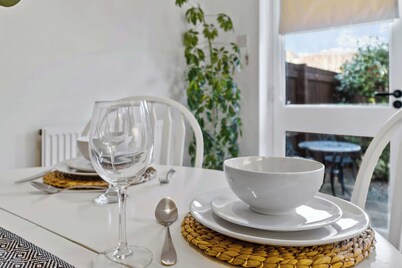 Central Exeter 3BR | Walk Everywhere