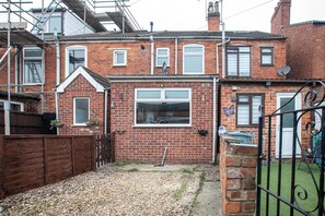 Exterior - Convenient 3 Bedroom Home in Central Grantham (Grantham)