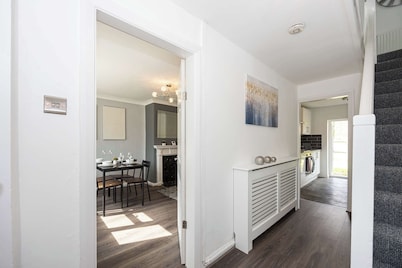 Charming Liverpool House | Garden & Comfort