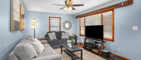 Smart TV, videogiochi, libri