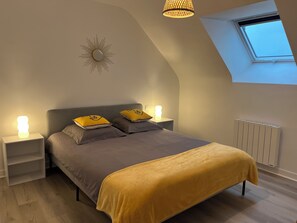 2 Schlafzimmer, Bügeleisen/Bügelbrett, Reisekinderbett, WLAN