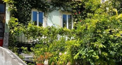 Casinha das Vinhas in Sintra's Old Town