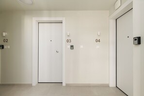 Interior entrance - Celine Volos by halu! (Volos)