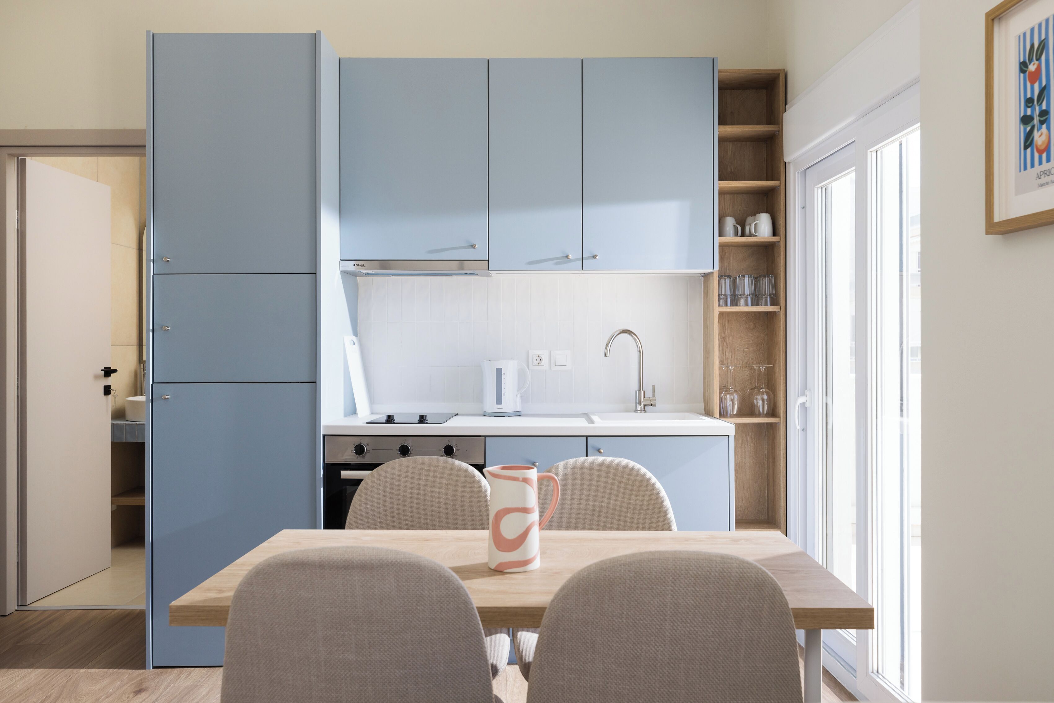 Apartment, 2 Bedrooms | Private kitchen | Fridge, oven, stovetop