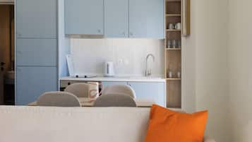 Apartment, 2 Bedrooms | Living area