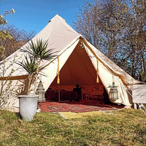 Luxury Tent, Garden View | Terrace/patio - Wilmas bed and breakfast (Kosta)