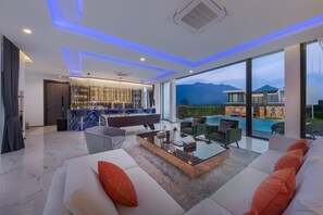 Biệt thự, quang cảnh đồi núi | Phòng khách