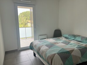 2 Schlafzimmer, Bügeleisen/Bügelbrett, kostenloses WLAN