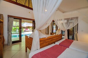 5 bedrooms, in-room safe, desk, iron/ironing board