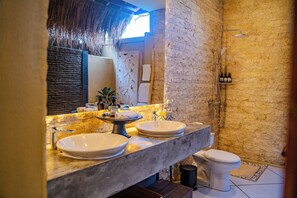 Shower, hair dryer, towels, soap - A little slice of Heaven, Villa Evelyne staffed 5-bedroom villa central Seminyak (Bali)
