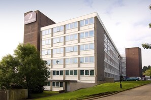 Exterior - Premier Inn Cardiff North (Cardiff)