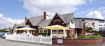 Premier Inn Bolton - Stadium/Arena