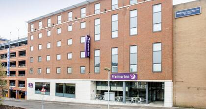 Premier Inn Luton Town Centre