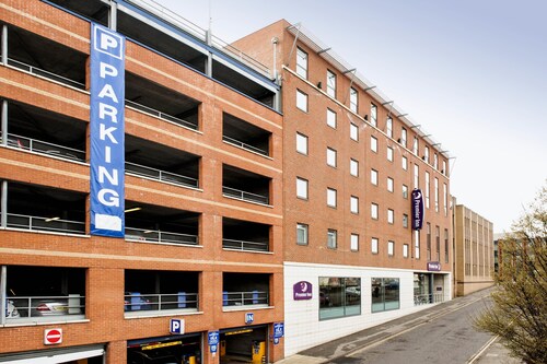 Premier Inn Luton Town Centre